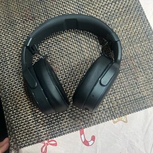 Skullcandy Black Over-Ear Headphones